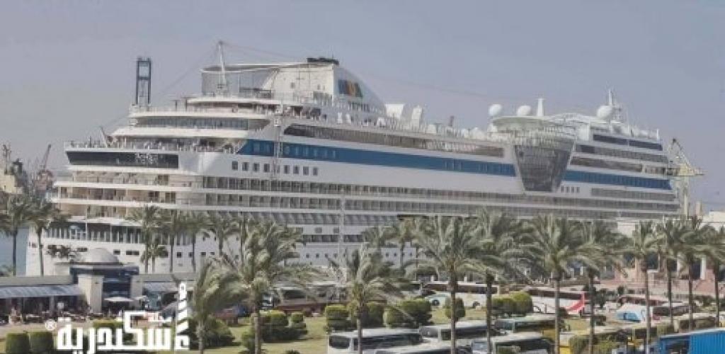 ميناء الإسكندرية يستقبل السفينة السياحية AIDA STELLR