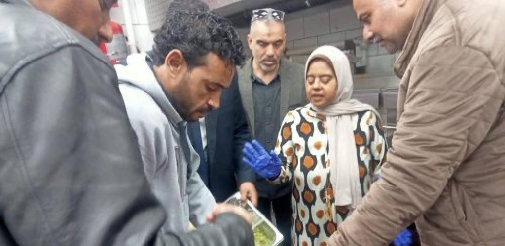 حملة مكبرة للتفتيش على المحلات بحي وسط وتحصيل 175 ألف جنيه غرامات فورية وتحرير 25 محضر