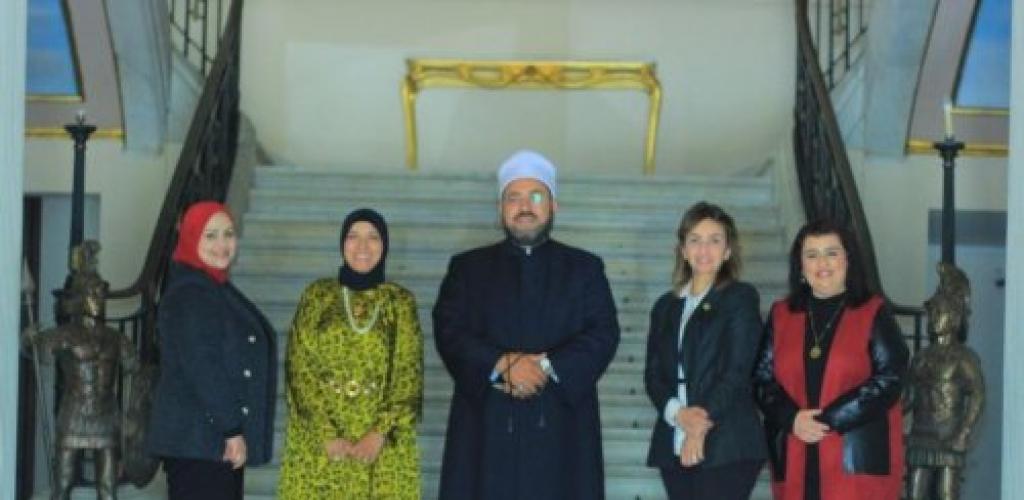 ندوة توعوية بالمركز الأفريقى لخدمات صحة المرأة تحت عنوان العنف وأثره السلبي على المجتمع "العنف الاقتصادي نموذجًا"