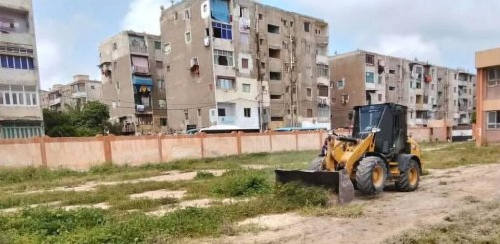 حي غرب الإسكندرية ينتفض لاستعادة الوجه الحضاري: حملات "تجريف" مكبرة ورفع كفاءة النظافة بمحيط المدارس والشوارع الرئيسية