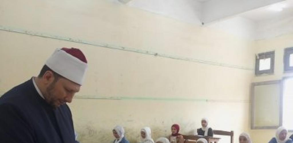متابعة ميدانية مكثفة للجان الابتدائية والإعدادية ببرج العرب وغرب الإسكندرية