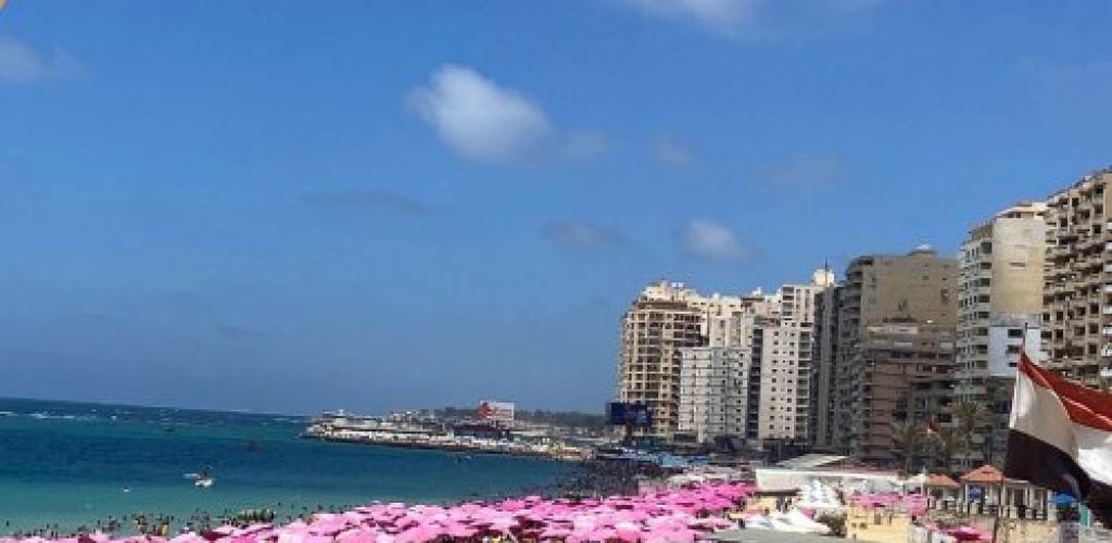 هدوء نسبي وإقبال متوسط.. "السياحة والمصايف" تعلن تقرير نسب إشغال شواطئ الإسكندرية