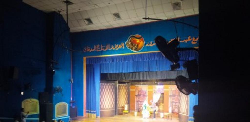 هو ده".. أول تعاون مسرحي "مصر-ليبي" يناقش قضية "العصمة" بكوميديا هادفة بالإسكندرية