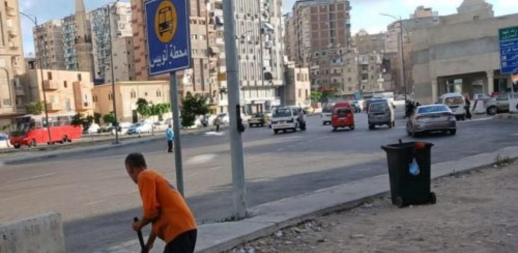 متابعة أعمال النظافة العامة ورفع المخلفات بقطاعات غرب ووسط الإسكندرية