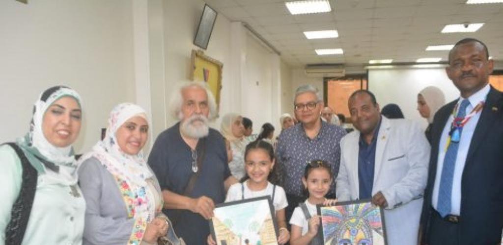 ملتقى شعاع الفن يحتفل باليوم العالمي لأفريقيا