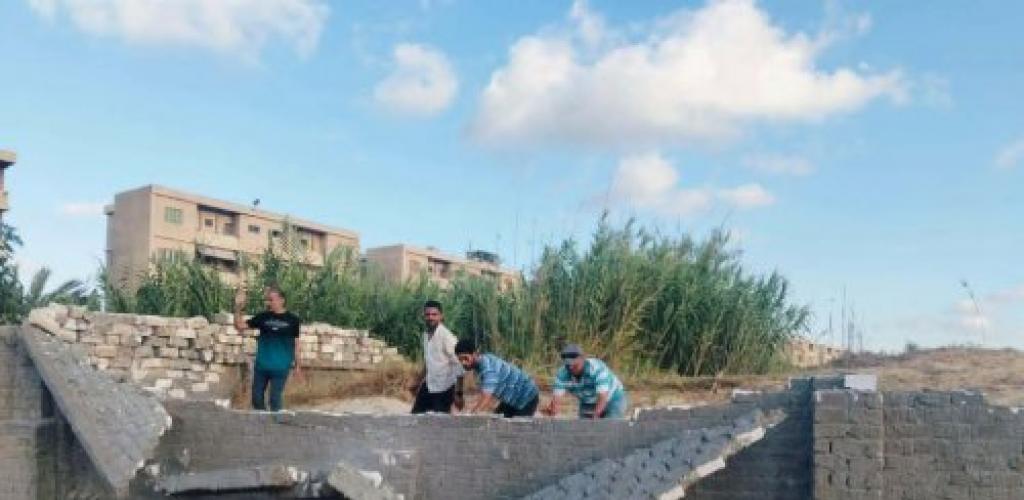 إزالة أسوار وحجرات مخالفة.. حي العامرية أول يشن حملة مكبرة لردع مخالفي البناء