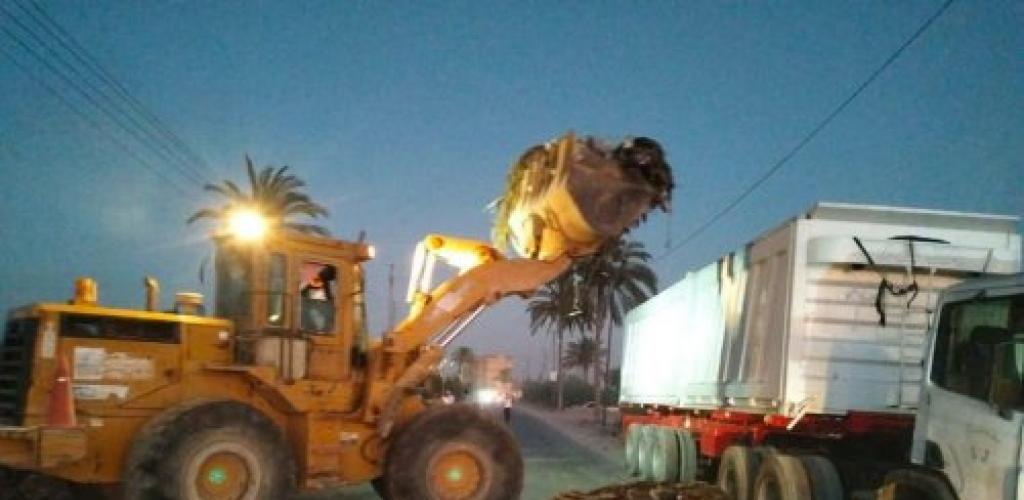 حملة مسائية بالعامرية أول ترفع 60 طن مخلفات من مدخل "كوبري شربات"