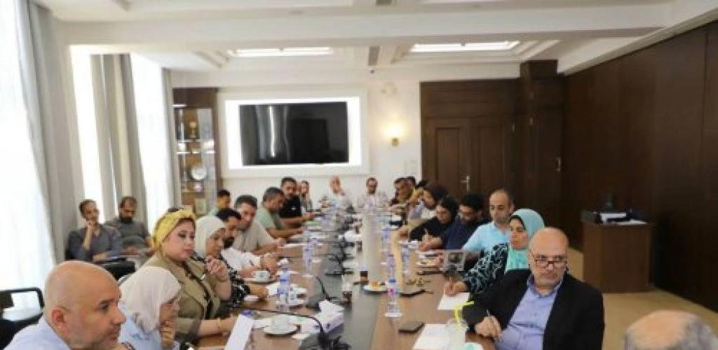 لجنة الاقتصاد الرقمي بغرفة الإسكندرية تنظم ندوة متخصصة حول تراخيص المحال العامة