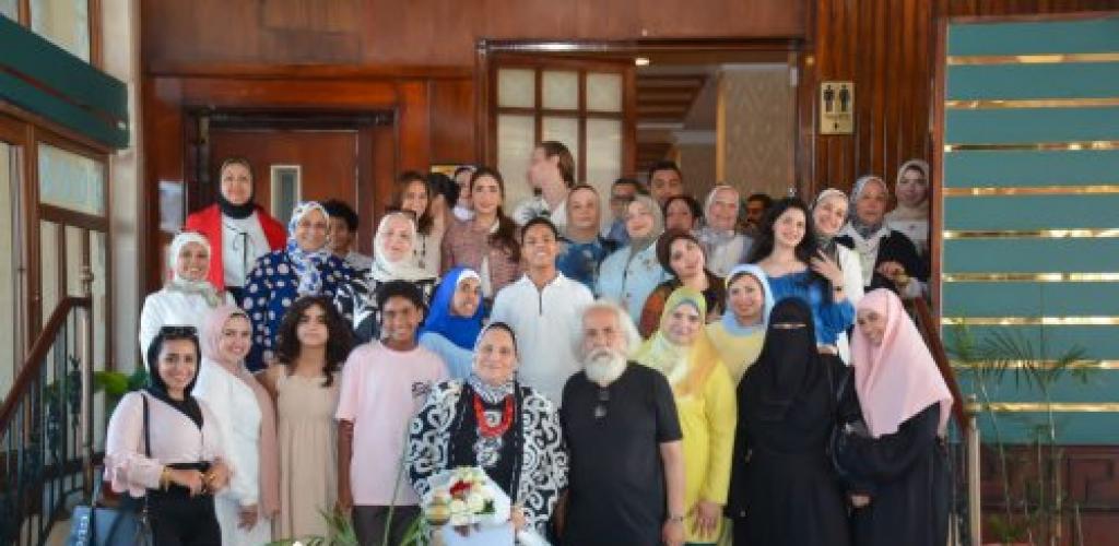 مرافئ الفن.. حيث تلتقي الأمواج بالألوان في الإسكندرية