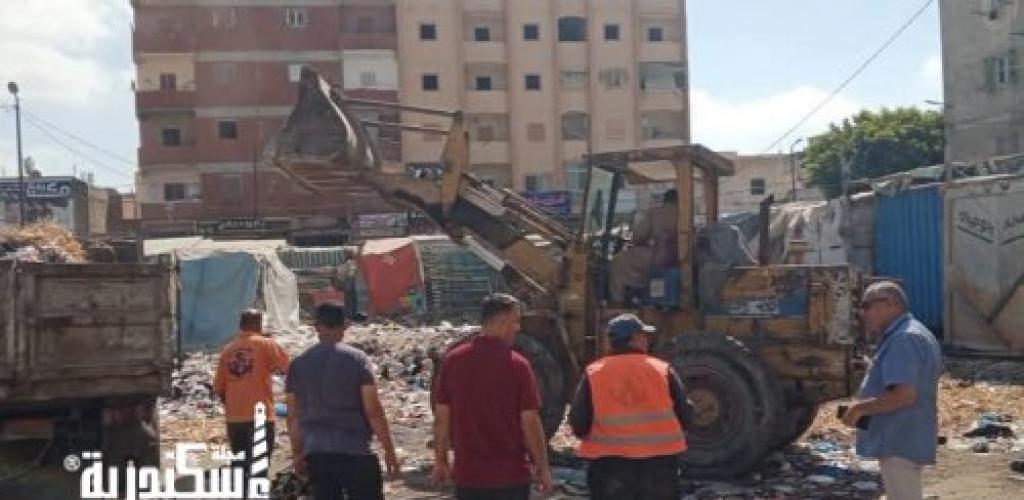 حي العامرية أول يرفع 280 طناً من القمامة والمخلفات ضمن جهود تحسين النظافة بالإسكندرية