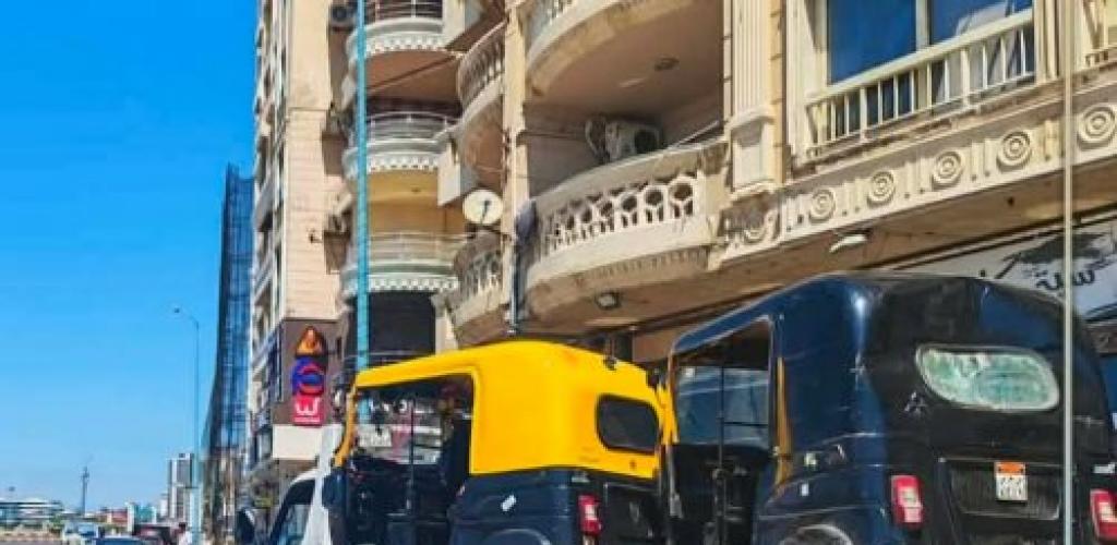 تنفيذًا لتوجيهات محافظ الإسكندرية: حملات أمنية صارمة لضبط المخالفات المرورية وحماية المصطافين