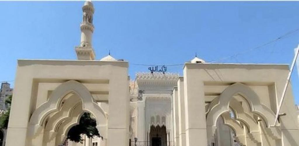 مسجد سيدي أبي العباس المرسي.. تحفة معمارية وروحانية في قلب الإسكندرية
