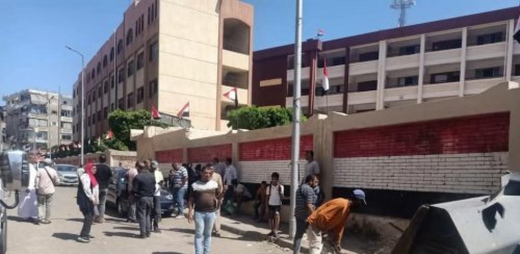 إزالة إشغالات شارعي القسم ومدرسة الحسن بن الهيثم بالعامرية أول
