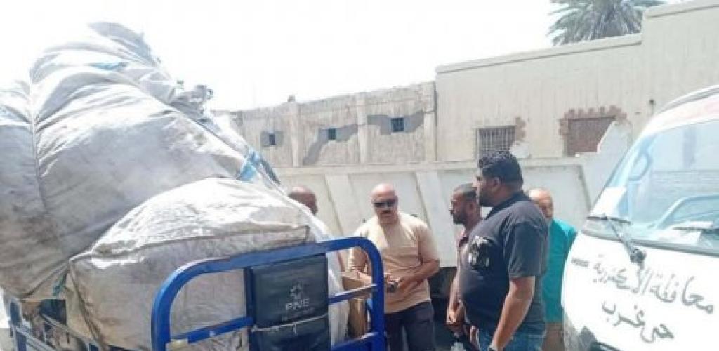 حملة موسعة لحي غرب الإسكندرية لإزالة الإشغالات وفرض الانضباط بمحور المحمودية وشارع المكس