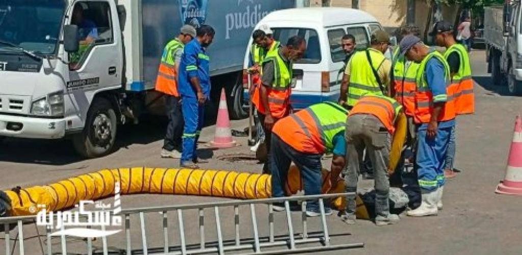 خطوة جديدة نحو إنهاء تجمعات مياه الأمطار.. الصرف الصحي بالإسكندرية تنهي أعمالًا بشارع أسماء بالعامرية