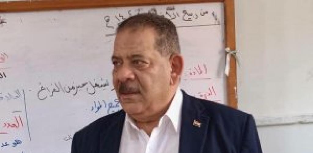 مدير شرق التعليمية بالإسكندرية يقود ملحمة من الانضباط والالتزام فى جميع المدارس