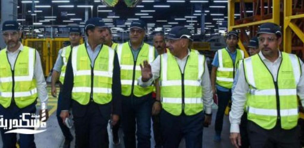 وزير الصناعة ومحافظ الإسكندرية يتفقدان مصنعين لإنتاج الكربون الأسود والإطارات التجارية بالعامرية