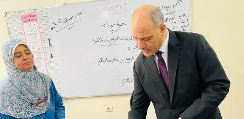 مدير تعليم الإسكندرية» يتابع مهارات طالبات التعليم الفني بمدرسة مصطفى كامل الصناعية.. تدريب عملي يصنع كوادر المستقبل .