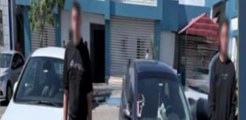 استعراض واستهتار في زفاف.. القبض على شابين صعدا أعلى سيارتين بالإسكندرية