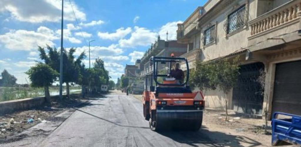ضمن الخطة الاستثمارية.. حي شرق الإسكندرية يتابع أعمال "إعادة الشيء لأصله" بشارع قرية الزهور