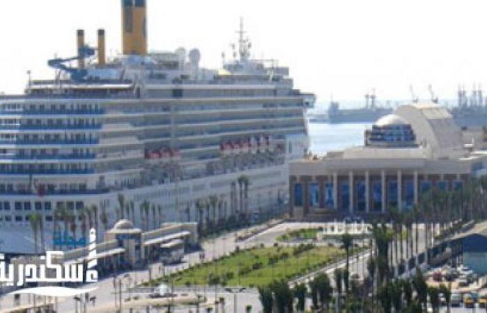 تداول 102 ألف طن و 501 حاوية و 11 ألف شاحنة عامة بميناء الاسكندرية  خلال 24 ساعة.