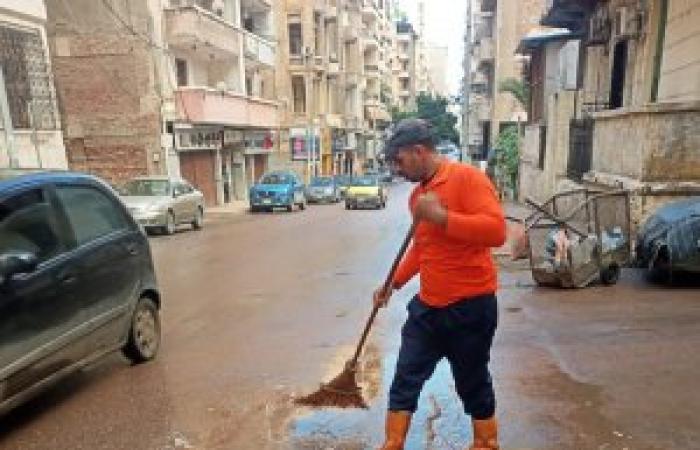 شركة نهضة مصر تقوم بالدفع بمئات العمال والمعدات للمعاونة في كسح وشفط مياه الأمطار