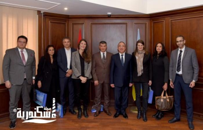محافظ الإسكندرية يبحث مع"الوكالة الفرنسية للتنمية وبنك الاستثمار الأوروبى" الموقف التنفيذى لمشروع إعادة تأهيل ترام الرمل