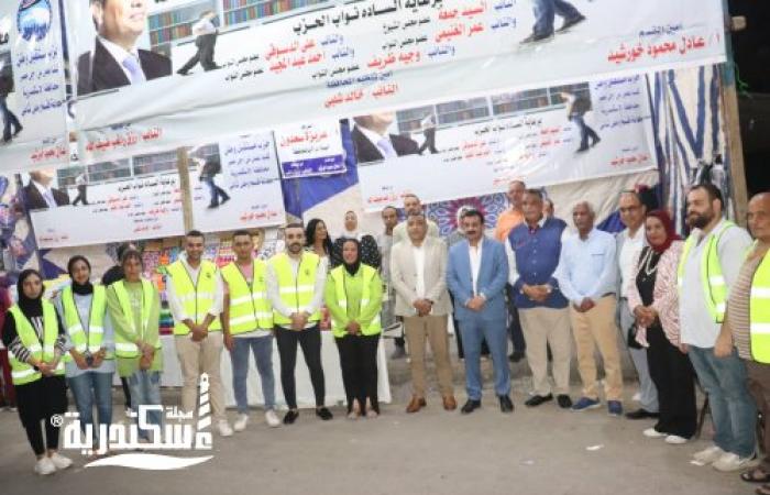 نواب الرمل لحزب مستقبل وطن بالإسكندرية يفتتحان معرض اهلا مدارس بأسعار مخفضة