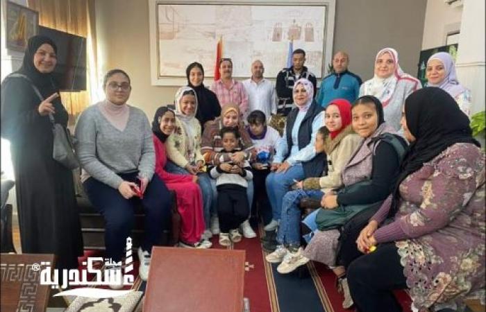 رئيس حي غرب تطلق مبادرة البطاقات المجانية لذوي الهمم