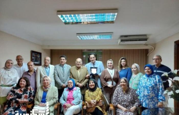 جمعية أصدقاء الموسيقى والفنون تستضيف الشاعر الكبير احمد يحيى