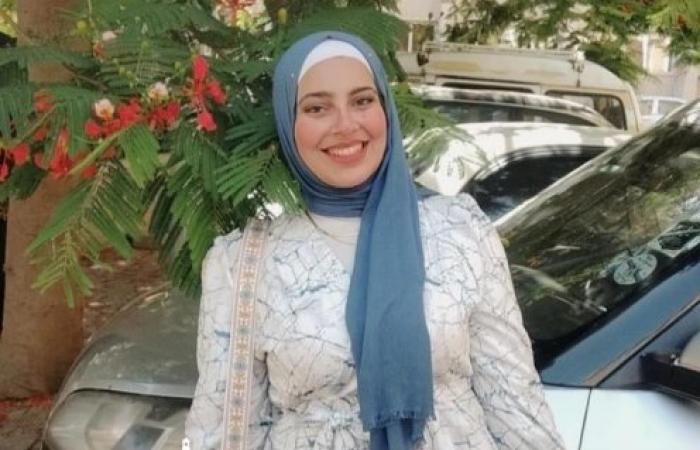 طالبـة تربية تُوثّق تاريخ ملكات مصر في برنامج وثائقي على منصة "نفرتاري للتراث"