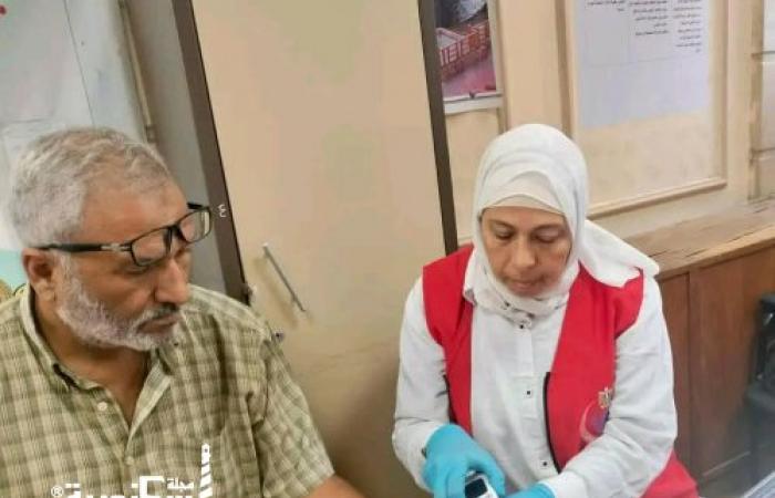 تنفيذًا لتكليفات المحافظ.. "حي شرق " يُطلق مبادرة "انزل وشارك واطمن" للكشف المبكر عن الأمراض