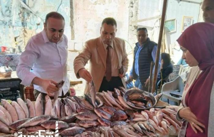 وكيل وزارة التموين يقود حملات مكبرة بالاشتراك مع رئيسة حى المنتزة ثان على الأسواق العمومية و المحلات