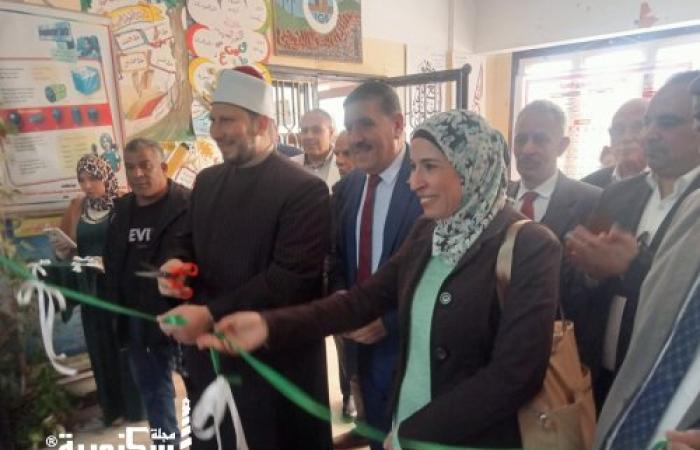 رئيس "إسكندرية الأزهرية" يفتتح معرض الوسائل والمسرح التعليمي
