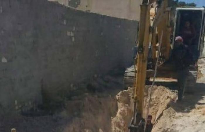 حى العجمى يتابع أعمال صيانة شبكة ومطابق الصرف الصحي واستكمال مشروعات البنية التحتية لمرفقى الصرف الصحي ومياه الشرب