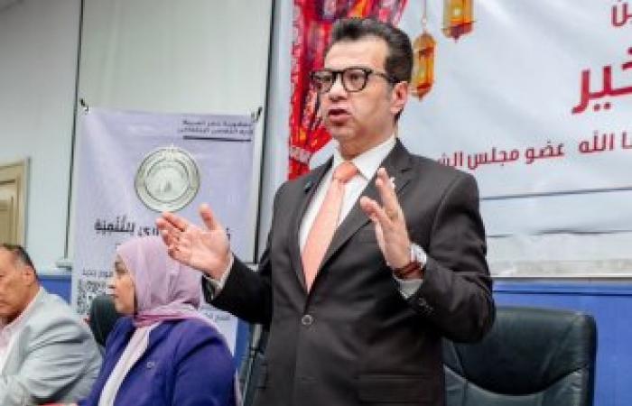 ايهاب زكريا يكرم 340 متطوعًا بالإسكندرية تقديرًا لجهودهم في خدمة المجتمع