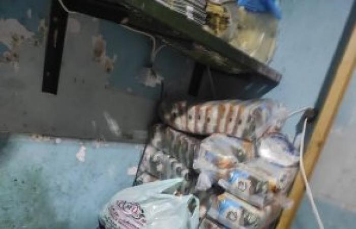 «بأختام مزورة وثلاجة غير مرخصة».. ضبط لحوم بلدي ومواد غذائية مجهولة المصدر بالإسكندرية
