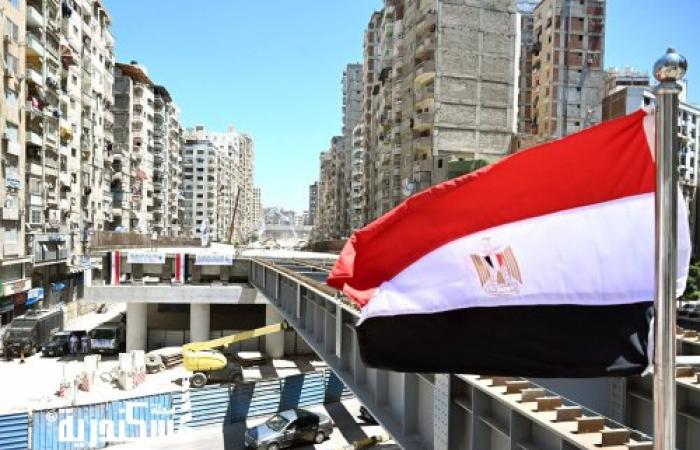 رئيس الوزراء يتفقد أعمال إنشاء محور "محمد نجيب"