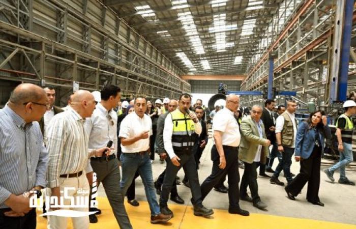 رئيس الوزراء يفتتح المرحلة الأولى لمجمع الغرابلي الصناعي ببرج العرب الجديدة