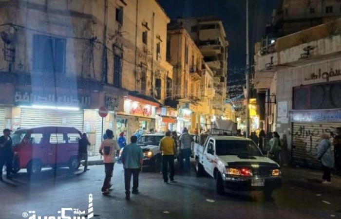 حملة مكبرة لـ "حي وسط" الإسكندرية تطهر شارع لاجتيه من الإشغالات والتحفظ على كميات من الملابس والأحذية