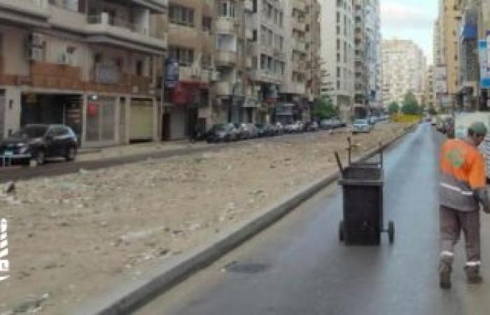 رفع 889 طن مخلفات وأتربة في حملة نظافة مكبرة بحي شرق