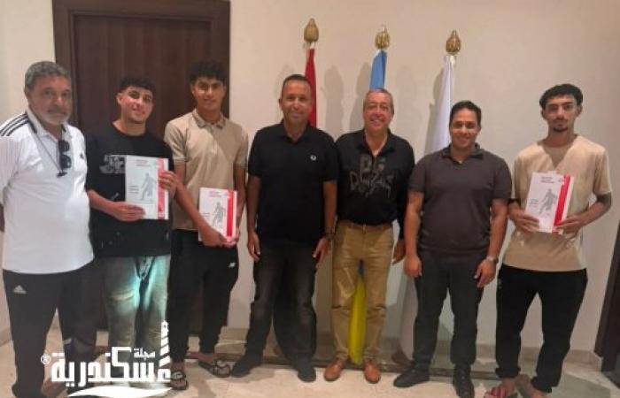 ثلاثي ناشئي الاتحاد السكندري يوقع أول عقود احتراف مع زعيم الثغر