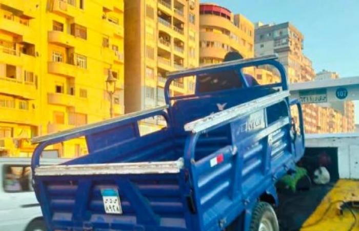 حملة مسائية مكبرة لحي شرق الإسكندرية تستهدف "طريق الجيش" لرفع الإشغالات