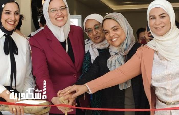 "تراثي وهوية وبحر الإسكندرية".. 23 لوحة فنية بـ اليوناني الروماني تجسد روح عروس المتوسط بريشة طلابية