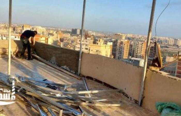 إيقاف أعمال هدم وتعديل بدون ترخيص وفك شِدَّتين خشبيتين بحي وسط