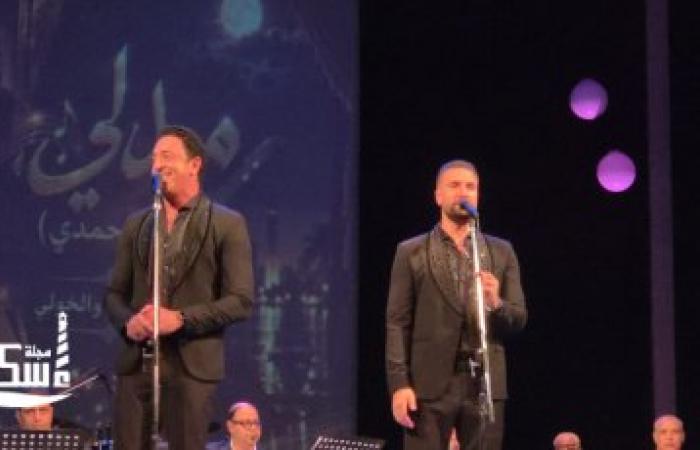 علي مر الأجيال بدار أوبرا الإسكندرية بحفل غنائي كبير كامل العدد