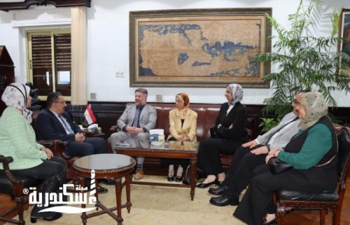 رئيس جامعة الإسكندرية يستقبل فريق مراجعي مجلس اعتماد التعليم الصيدلي الأمريكي في ختام زيارته لكلية الصيدلة