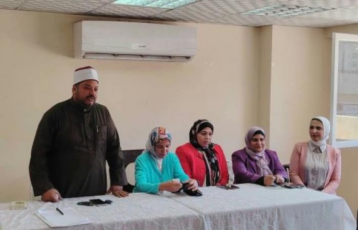 «درع الأمان» .. ندوة توعوية نظمتها إدارة العلاقات العامة والإعلام بحي المنتزه أول لتعزيز الوعي المجتمعي تزامنًا مع بدء تدريب طلاب المعهد العالي للخدمة الاجتماعية بالحي