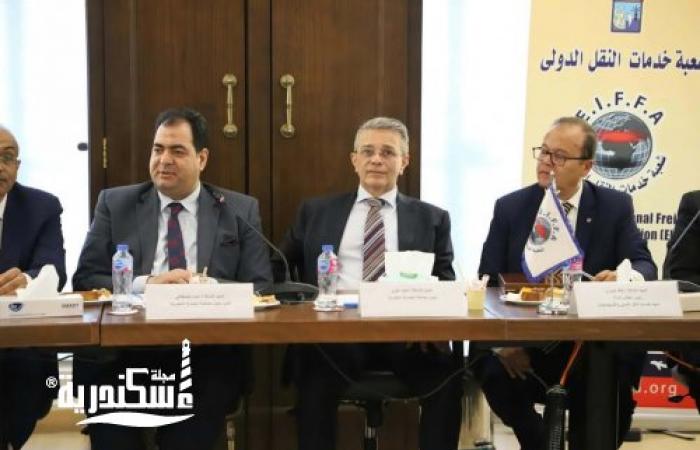 "غرفة الإسكندرية" تستقبل رئيس مصلحة الجمارك المصرية لبحث تحديات النقل الدولي والتخليص الجمركي