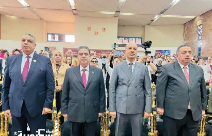 بمشاركة طلابية مبدعة وحضور قيادات عسكرية وبرلمانية وتعليمية.. شرق التعليمية تحتفي بانتصارات أكتوبر الـ53 وتُجدد العهد بالوطن